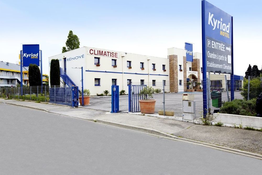 Kyriad Direct Arles Exterior photo